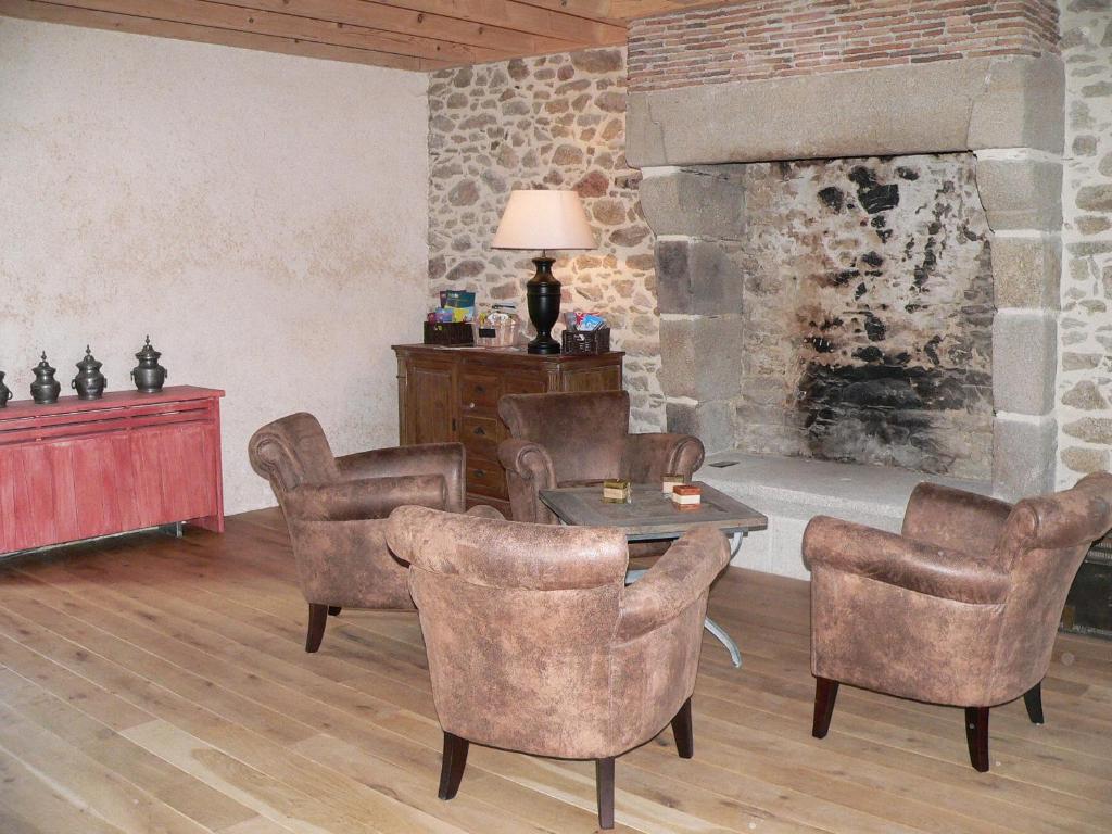 Couëron Le Manoir Du Pas Jahan מראה חיצוני תמונה
