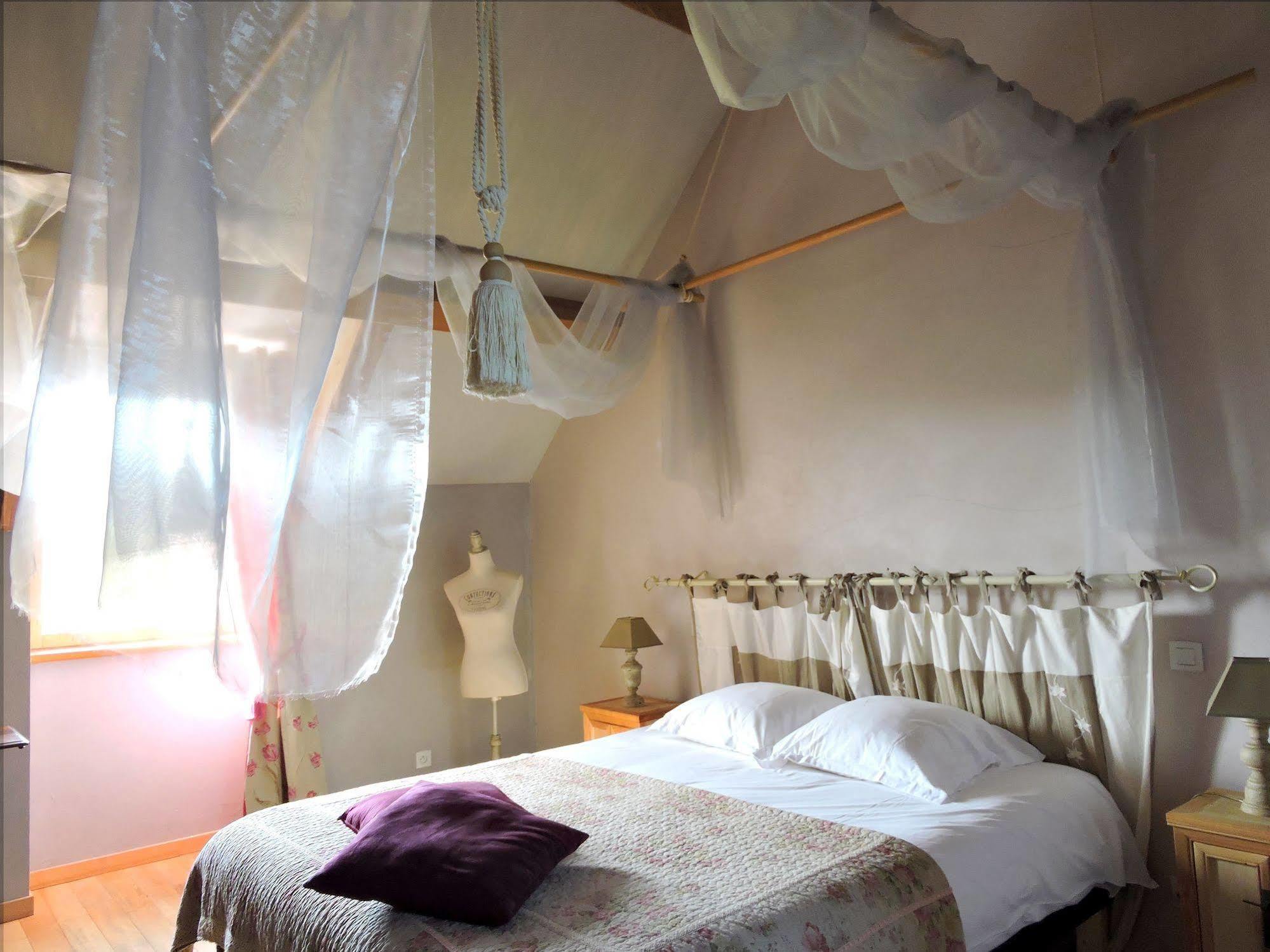 Couëron Le Manoir Du Pas Jahan מראה חיצוני תמונה