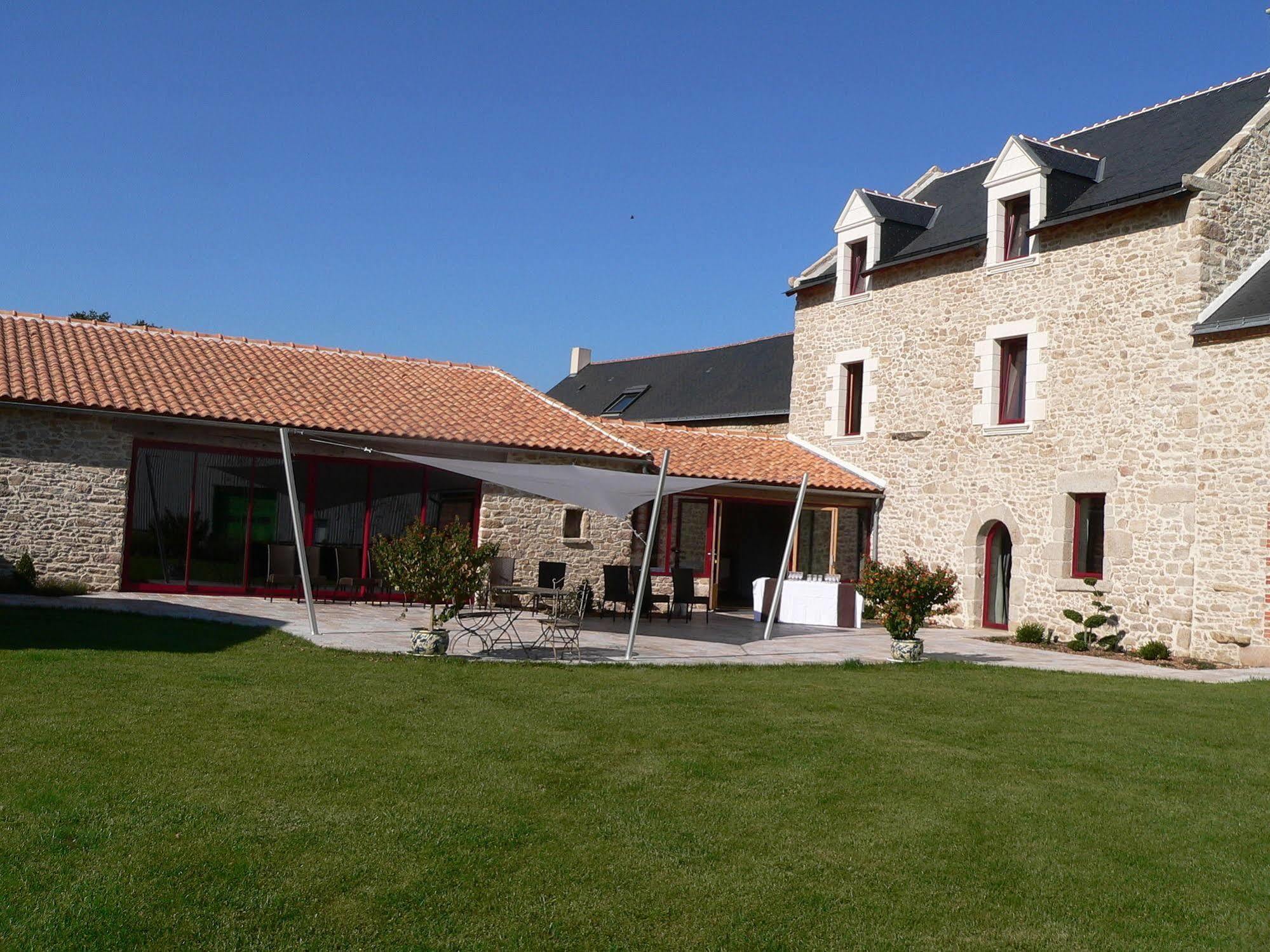 Couëron Le Manoir Du Pas Jahan מראה חיצוני תמונה
